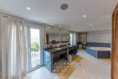 Rækkehus i Cala Vadella, Ibiza, Cala Vadella - € 1.950.000 | Ref: CVE653 - foto 13